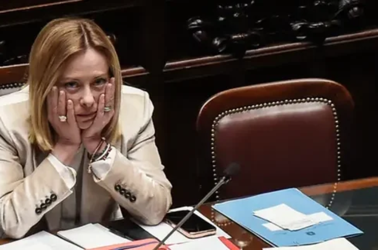 giorgia-meloni-camera-jpg